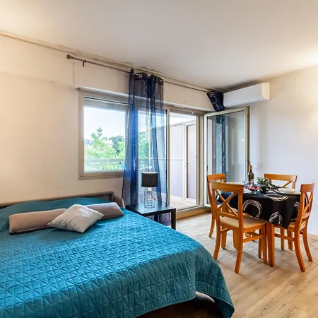 Les Platanes.1 * Sainte-Maxime